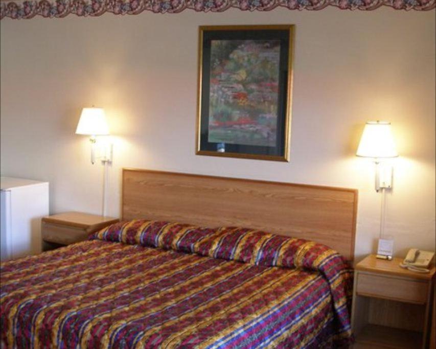 Red Carpet Inn Starke Quarto foto